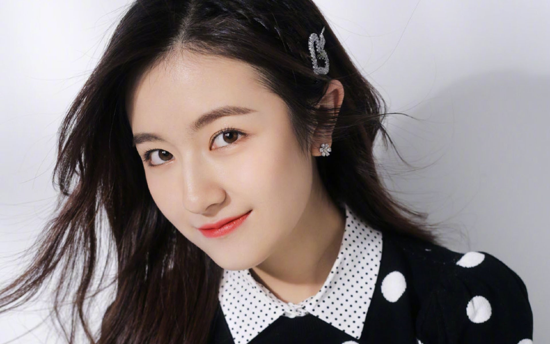 乐鱼（LEYU）体育-外教与本土文化冲突明显，纯外教和中外教对比