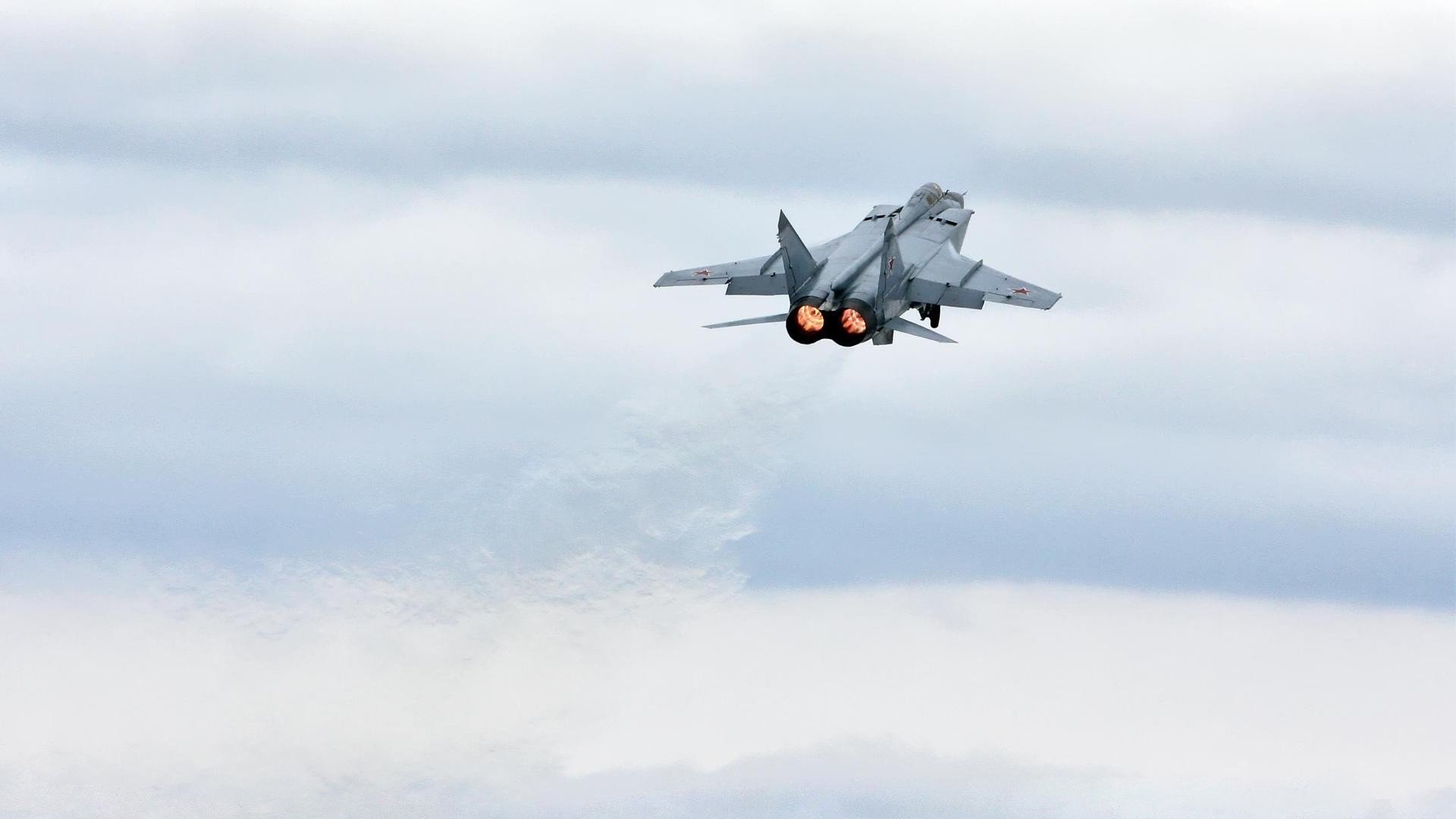 绿色节能足球场在沿海城市快速推进,推动绿色低碳目标,绿色节能设施有哪些