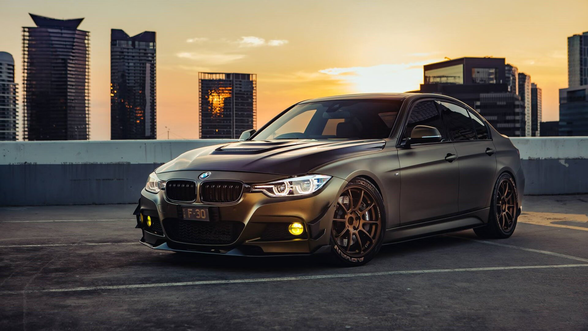 LEYU SPORTS中国官方网站-中国足球裁判误判现象原因与改善路径，足球裁判误判怎么办